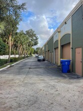 1975 Sansbury Way, West Palm Beach, FL for lease Building Photo- Image 2 of 8