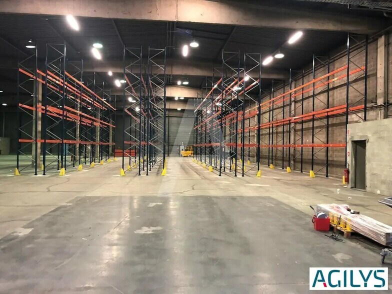 Industriel dans Morangis à louer - Photo intérieure - Image 3 de 5