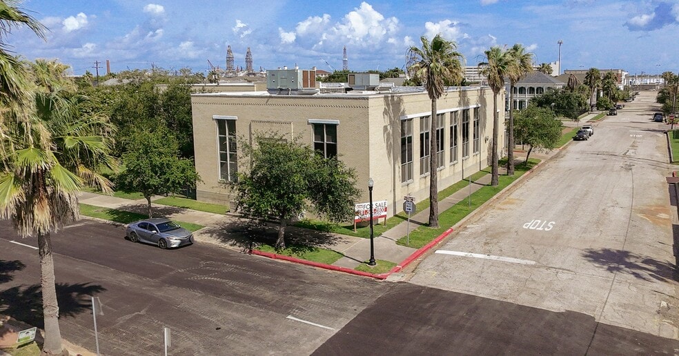 1528 Post Office St, Galveston, TX for sale - Building Photo - Image 2 of 39
