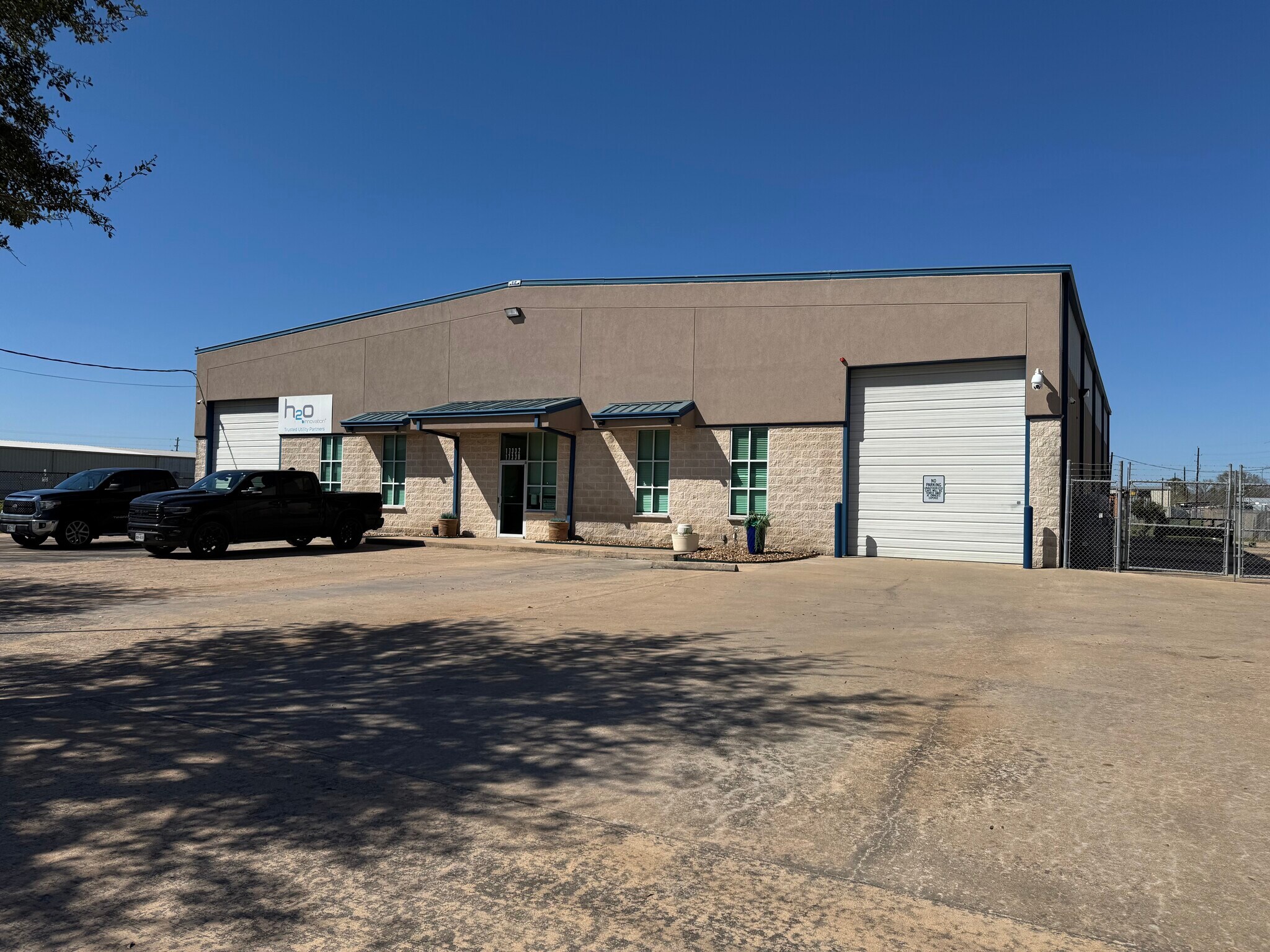 17330 Groschke Rd, Houston, TX à vendre Photo du bâtiment- Image 1 de 1