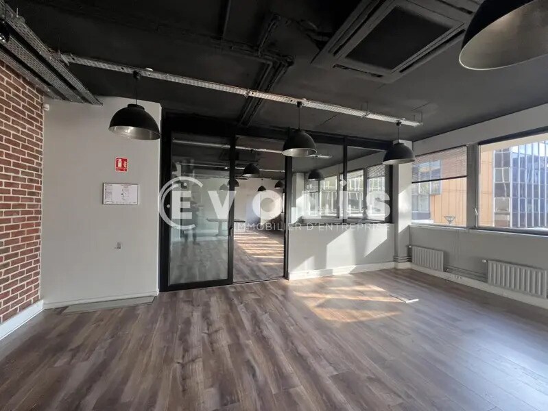 Office in Fontenay-sous-Bois for lease Interior Photo- Image 1 of 8