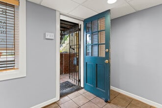 624 N Washington St, Alexandria, VA for lease Interior Photo- Image 1 of 30