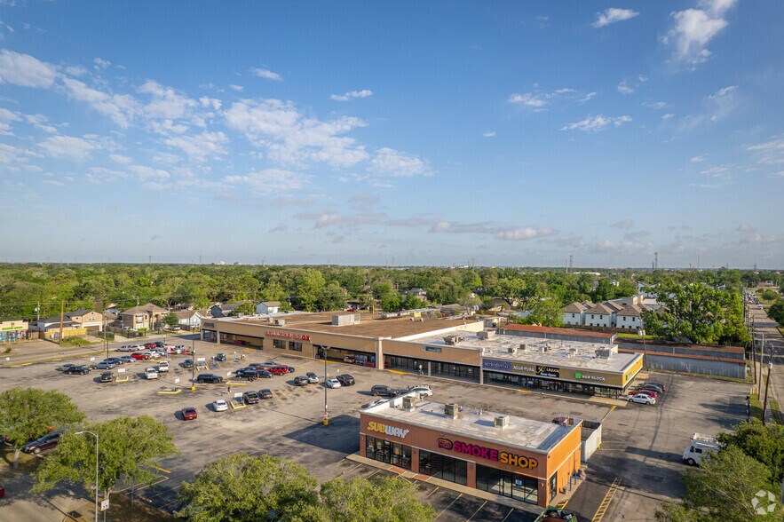 9474-9496 Hammerly Blvd, Houston, TX à louer - Aérien - Image 2 de 4