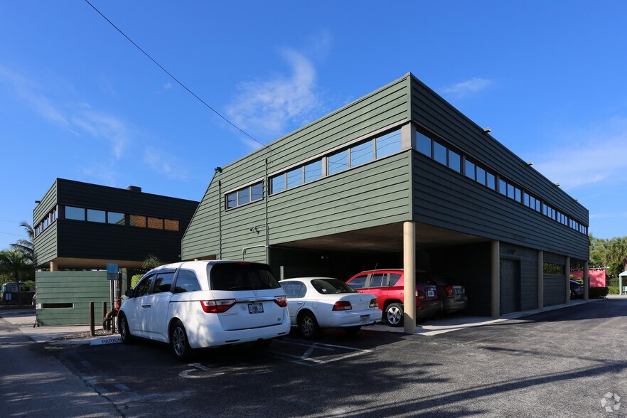 355 NE 5th Ave, Delray Beach, FL for sale - Building Photo - Image 3 of 45