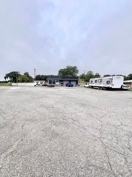 3648 S Amherst Hwy, Madison Heights, VA à vendre - Photo du bâtiment - Image 3 de 4