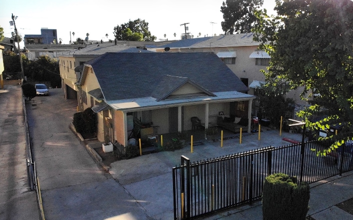 5828-5832 Lexington Ave, Los Angeles, CA for sale Building Photo- Image 1 of 8