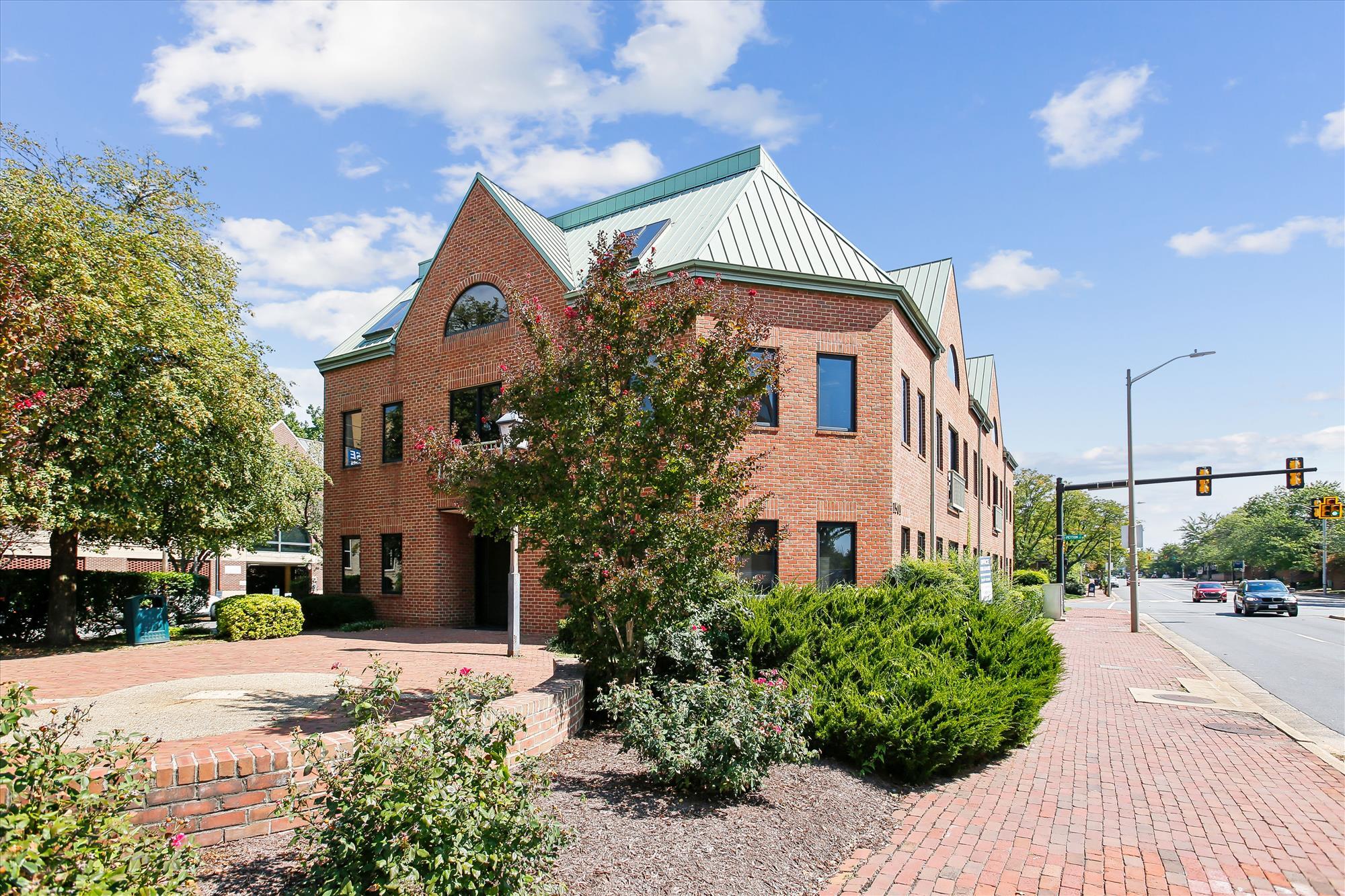 1501 Duke St, Alexandria, VA à louer Photo du bâtiment- Image 1 de 78