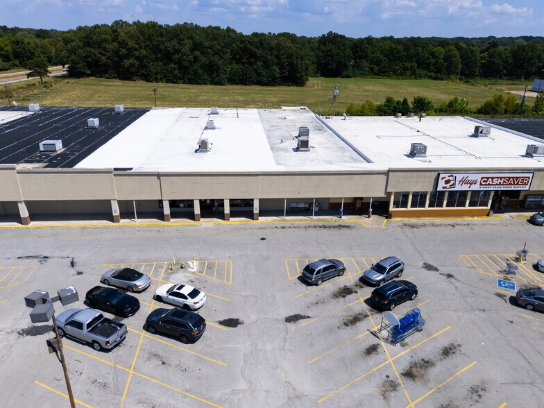 2210 N Central Ave, Humboldt, TN à louer - Photo du bâtiment - Image 2 de 18