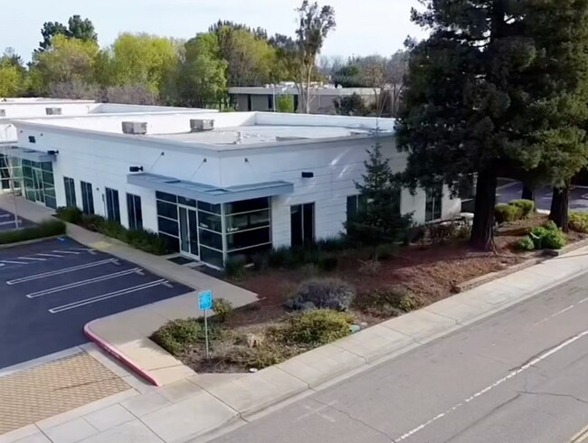 Plus de détails pour 555 Clyde Ave, Mountain View, CA - Bureau à louer