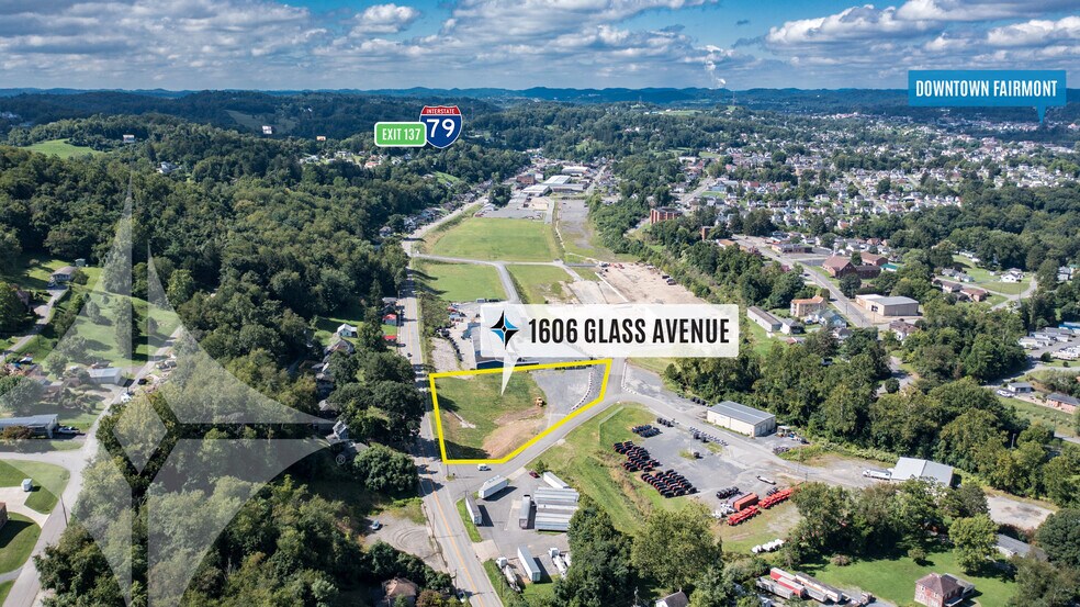 1606 Glass Ave, Fairmont, WV à louer - Photo du bâtiment - Image 2 de 5