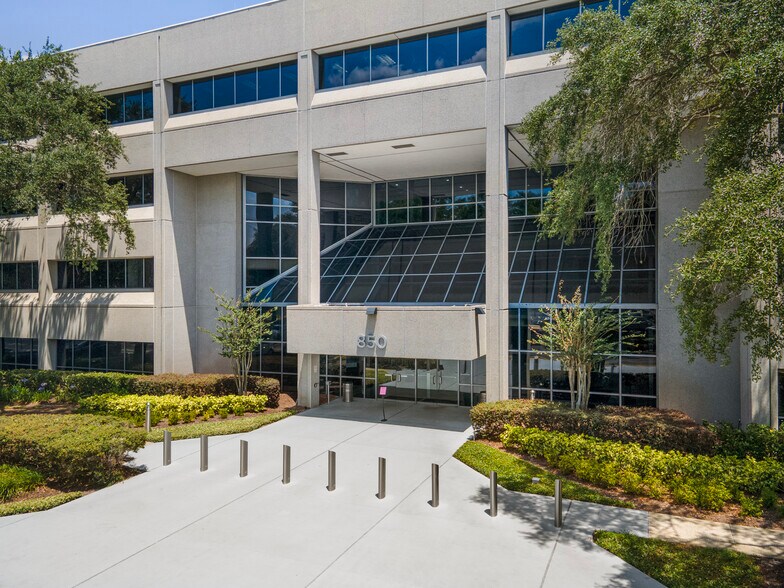 850 Trafalgar Ct, Maitland, FL à louer - Photo du bâtiment - Image 1 de 21