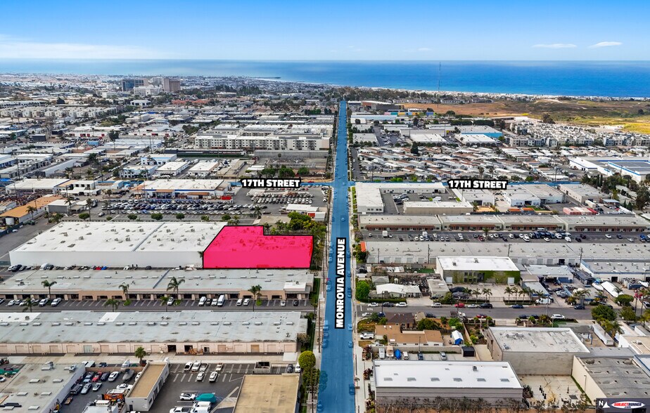 1740 Monrovia Ave, Costa Mesa, CA à louer - Aérien - Image 2 de 6