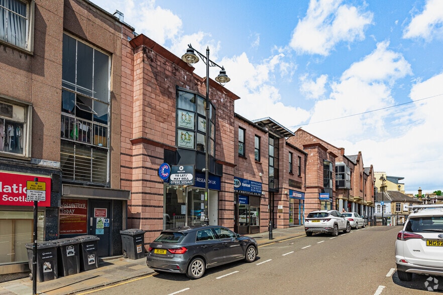 5-11 Bank St, Airdrie for lease - Building Photo - Image 2 of 3