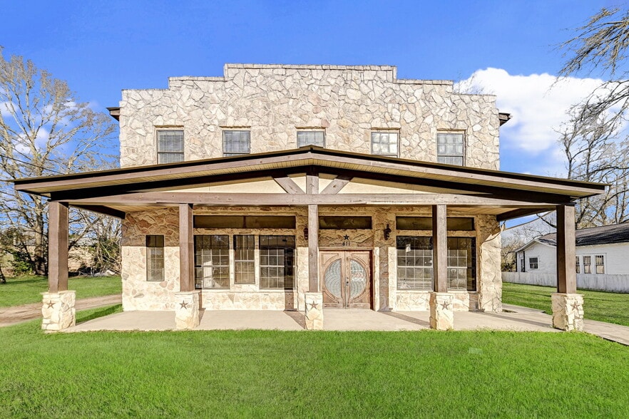 411 S Kaufman St, Newton, TX for sale - Building Photo - Image 1 of 37