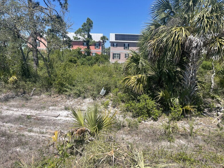 3000 W U.S. 98 Hwy, Port Saint Joe, FL à vendre - Photo du bâtiment - Image 3 de 10