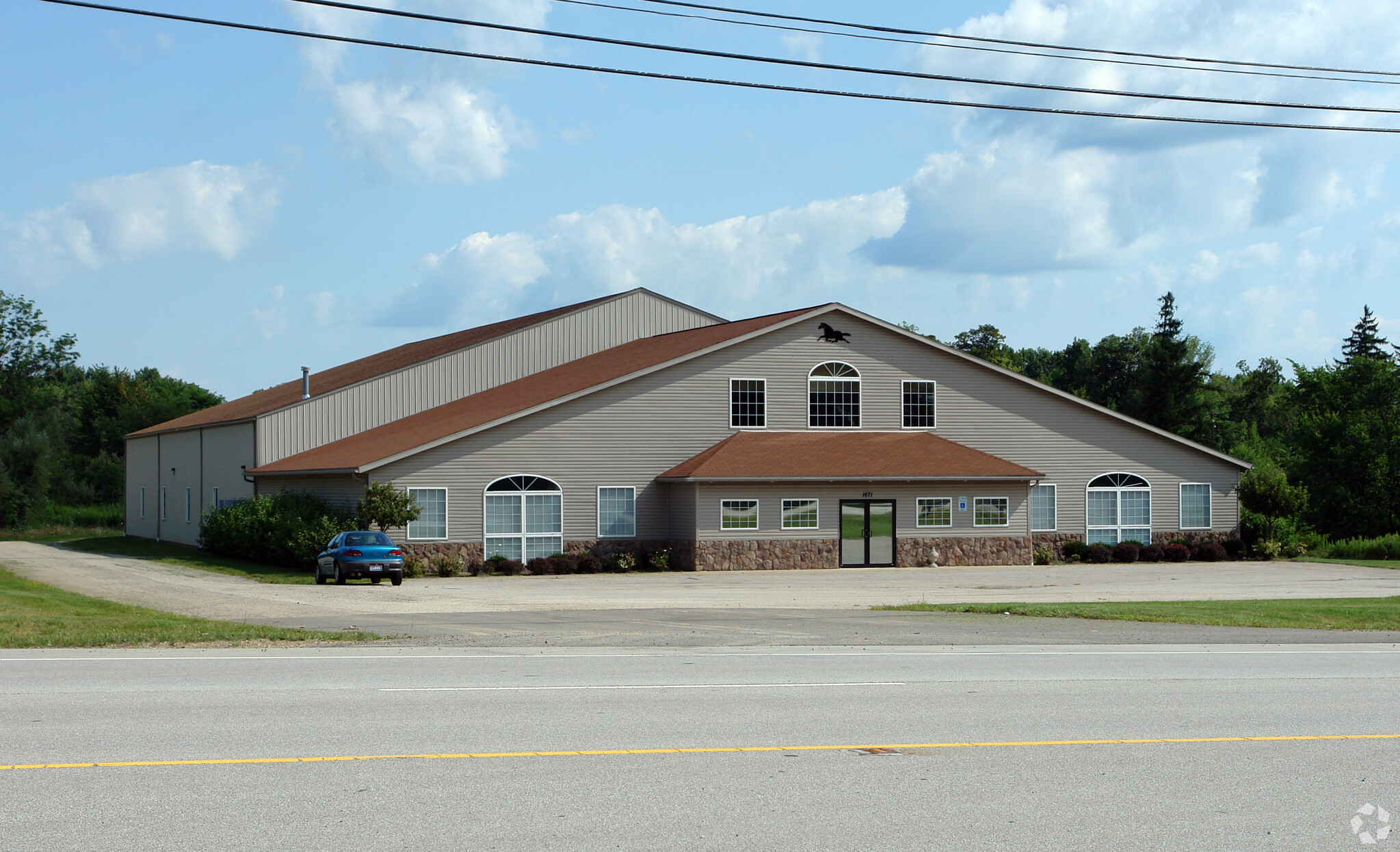 1671 Medina Rd, Medina, OH for sale Primary Photo- Image 1 of 1