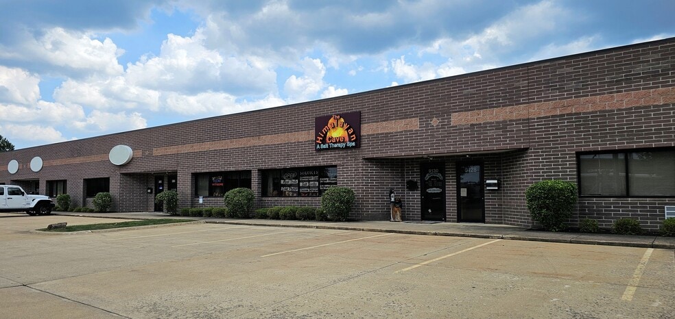 9130-9132 Tyler blvd, Mentor, OH à vendre - Photo principale - Image 1 de 3