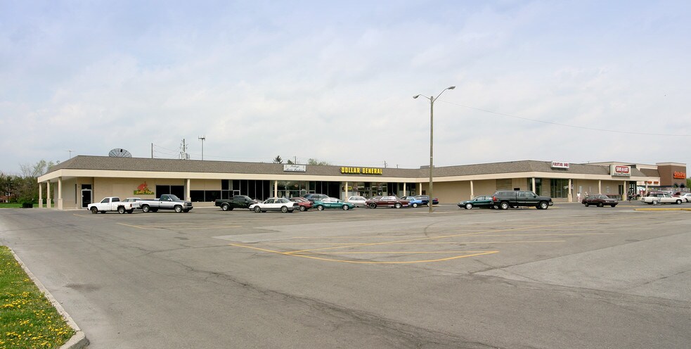 5914-6000 E 10th St, Indianapolis, IN à vendre - Photo du bâtiment - Image 2 de 13