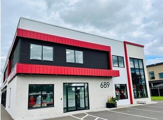 Plus de détails pour 689 Rte du Président-Kennedy, Lévis, QC - Vente au détail à vendre