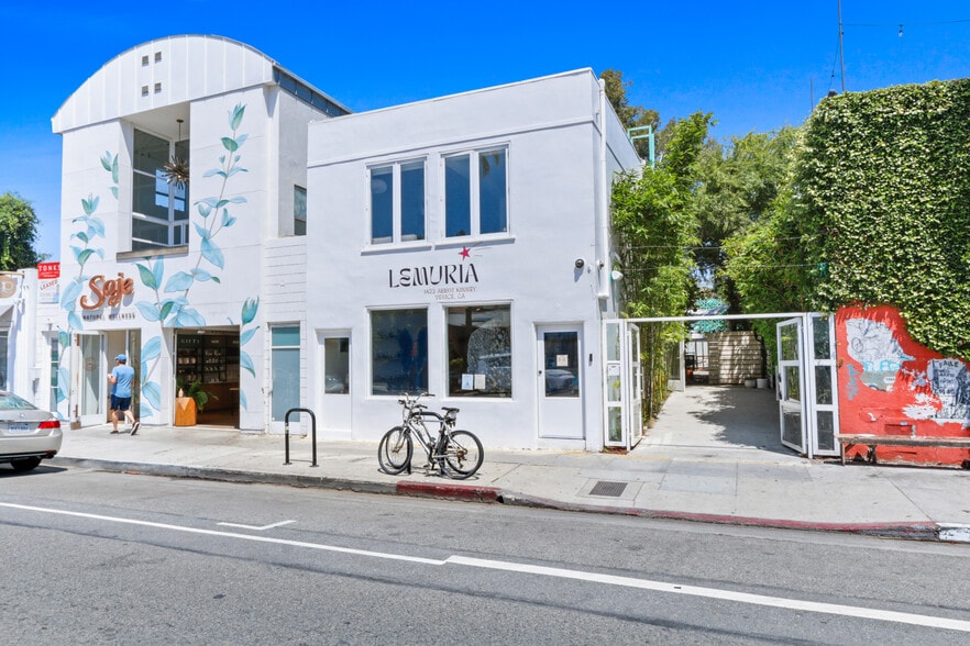 1423 Abbot Kinney Blvd, Venice, CA à vendre - Photo du bâtiment - Image 1 de 40