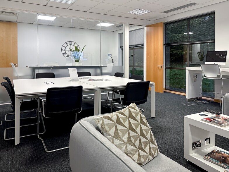 Central Blvd, Solihull for lease - Interior Photo - Image 3 of 10