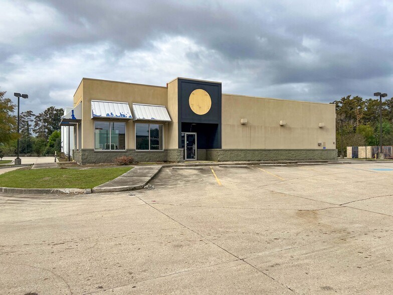 4292 Main St, La Place, LA à louer - Photo du bâtiment - Image 3 de 4