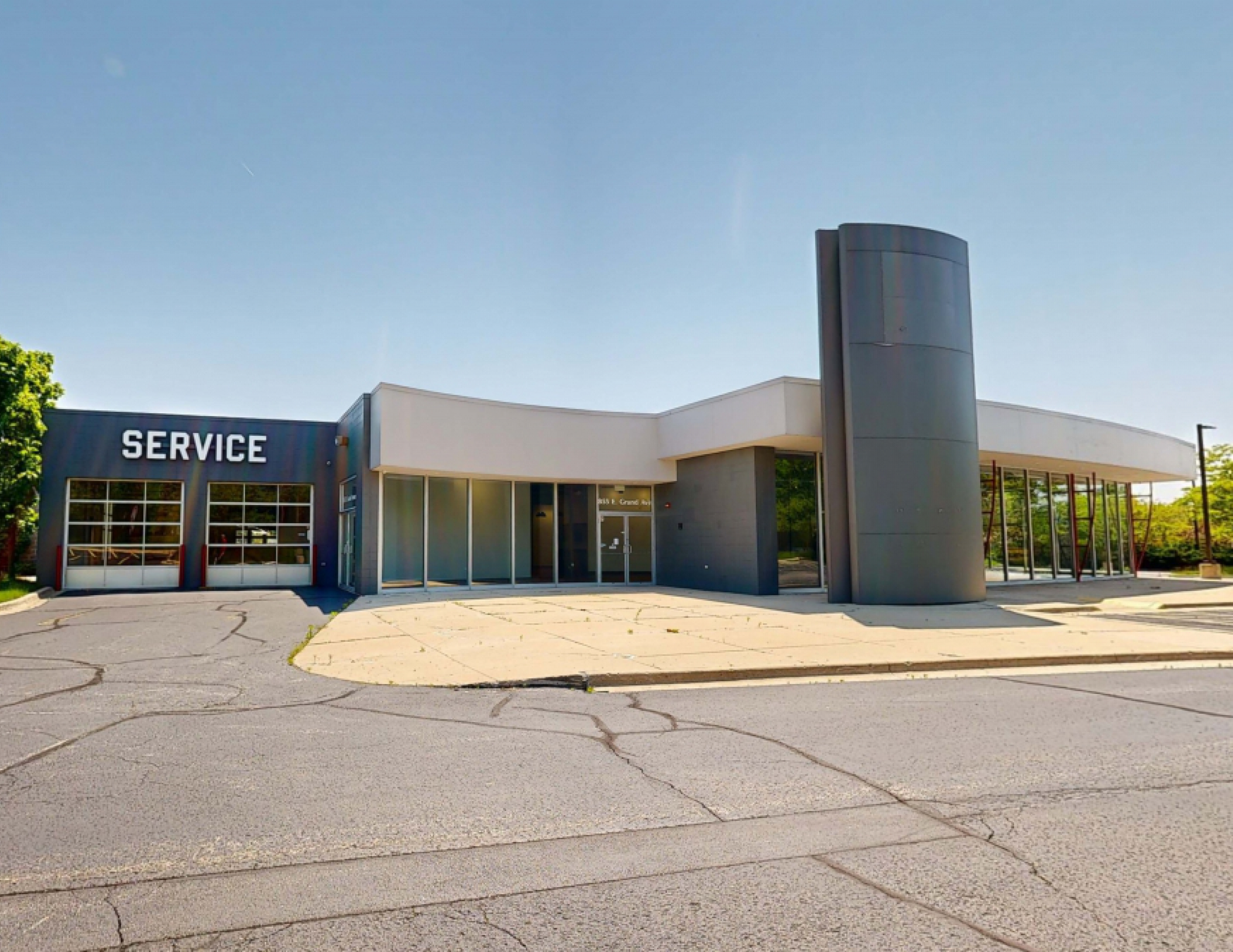 855 E Grand Ave, Lake Villa, IL for lease Building Photo- Image 1 of 9