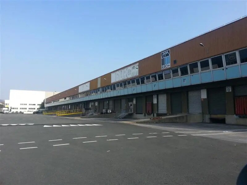 Industrial in Rosny-sous-Bois for lease Building Photo- Image 1 of 5