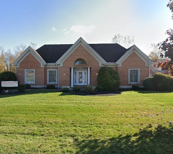 140 Professional Pkwy, Lockport, NY à vendre - Photo du bâtiment - Image 2 de 31