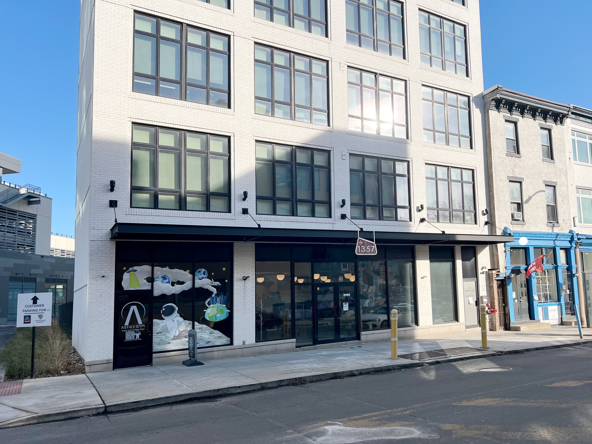 1357 Ridge Ave, Philadelphia, PA for lease Primary Photo- Image 1 of 86