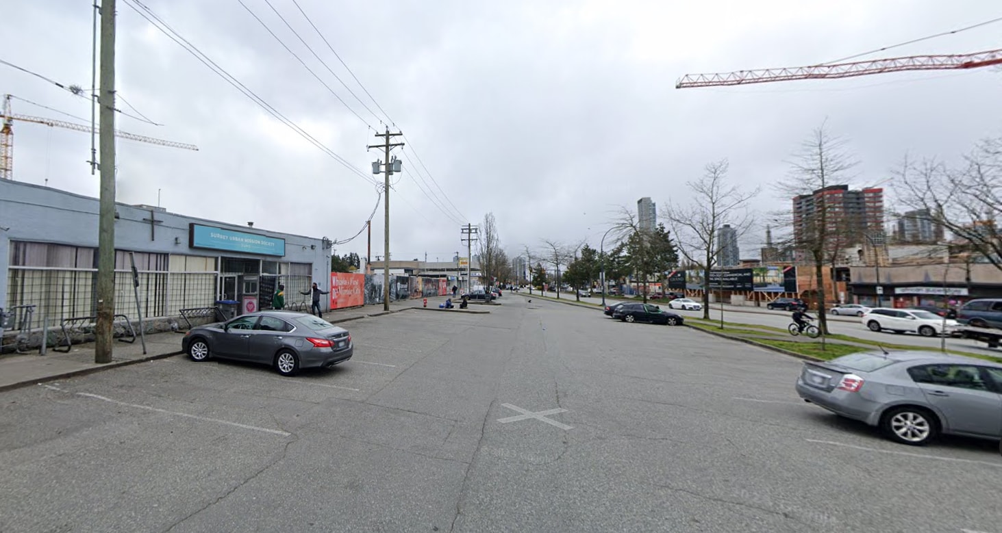 10790 King George Blvd, Surrey, BC à louer Photo intérieure- Image 1 de 7