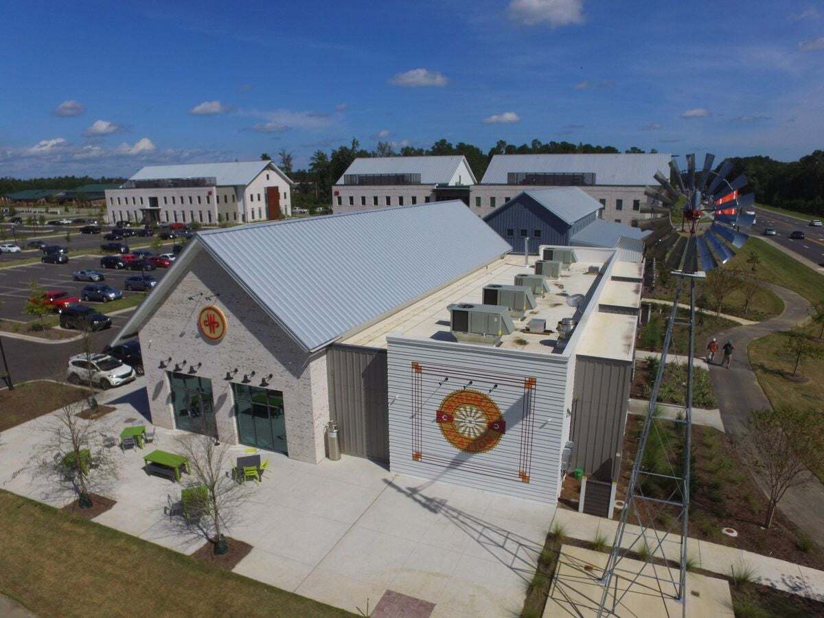 2007 2nd Ave, Summerville, SC for lease Interior Photo- Image 1 of 17