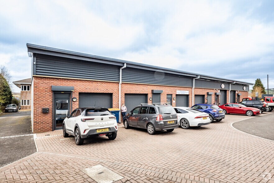 Commercial Rd, Darwen à vendre - Photo principale - Image 1 de 1