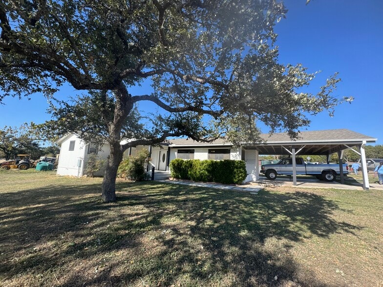5300 US-290, Dripping Springs, TX for lease - Building Photo - Image 2 of 21