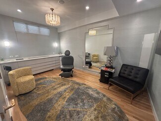 Plus de détails pour 110 E 71st St, New York, NY - Bureau/Médical à louer
