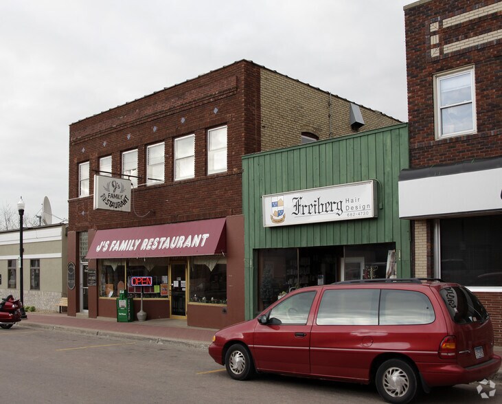 22 Division St, Buffalo, MN for lease - Building Photo - Image 2 of 2