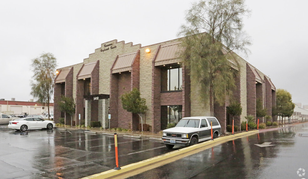 5410 Cameron St, Las Vegas, NV for lease - Building Photo - Image 3 of 5