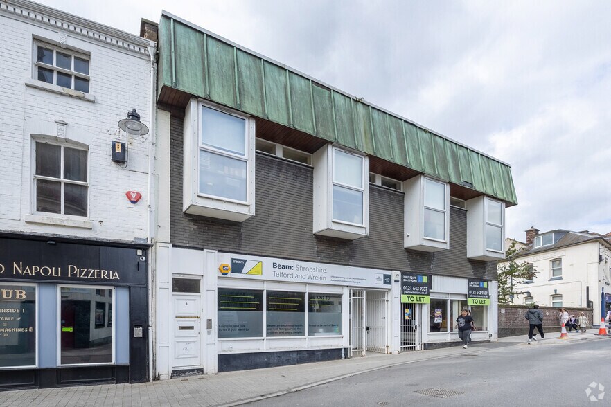 8-10 Market Sq, Telford à louer - Photo du bâtiment - Image 2 de 2