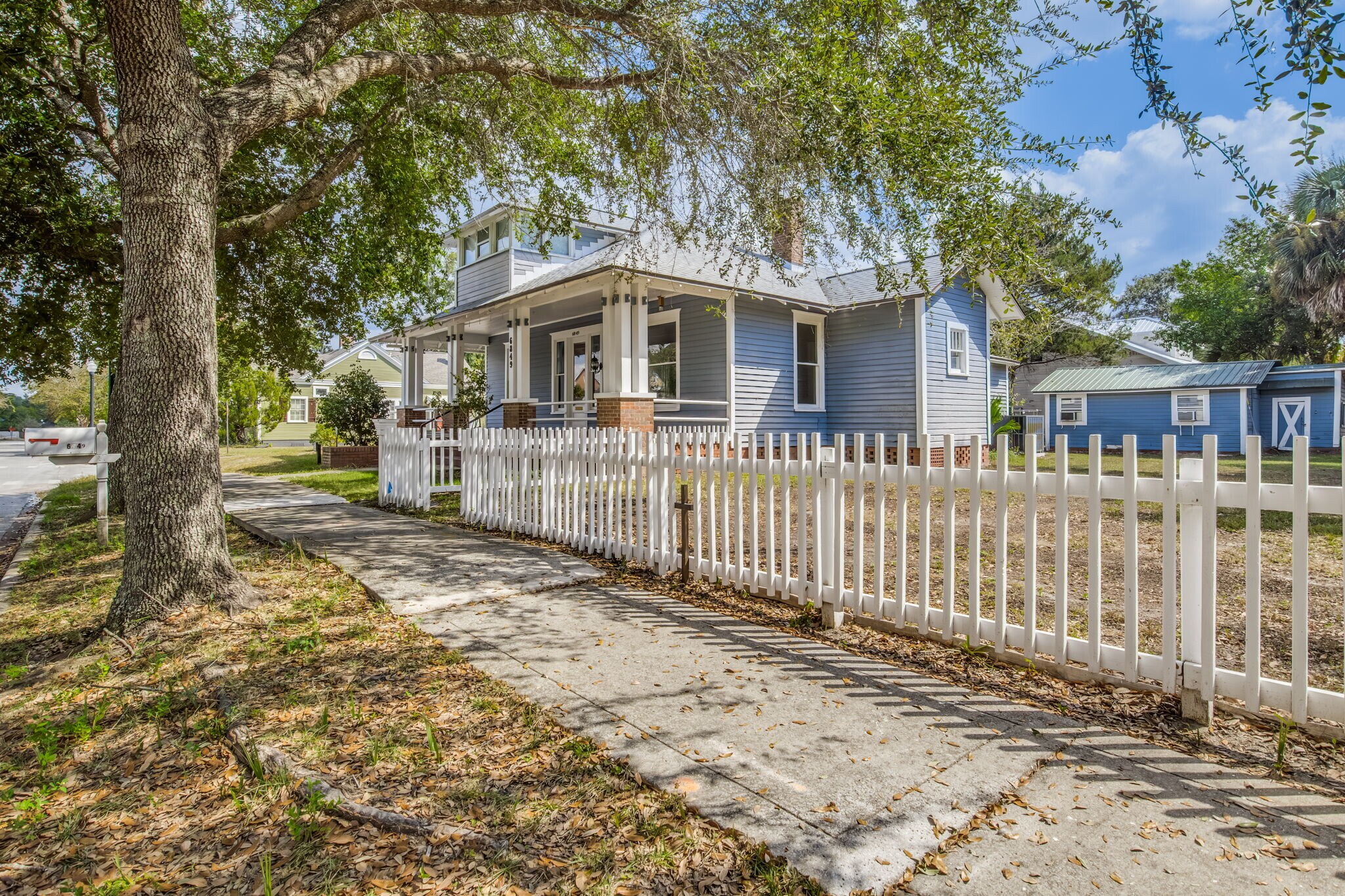 6849 Oak St, Milton, FL for lease Primary Photo- Image 1 of 15