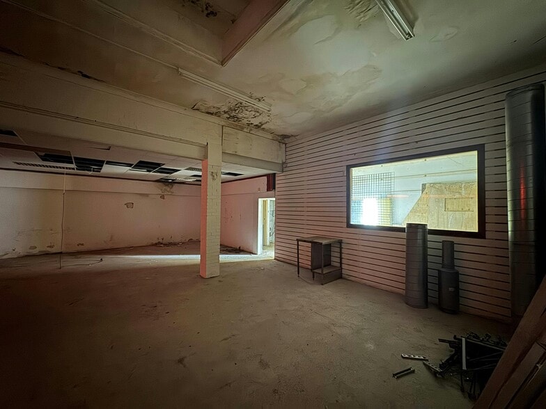 108-112 Elm Grv, Southsea à vendre - Photo du bâtiment - Image 2 de 8