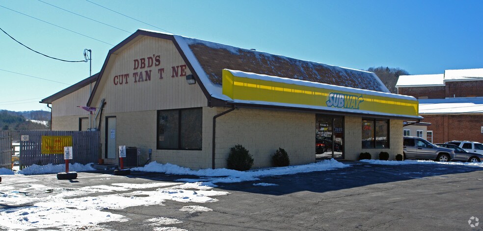 5976 Virginia Ave, Pembroke, VA à vendre - Photo du bâtiment - Image 3 de 27