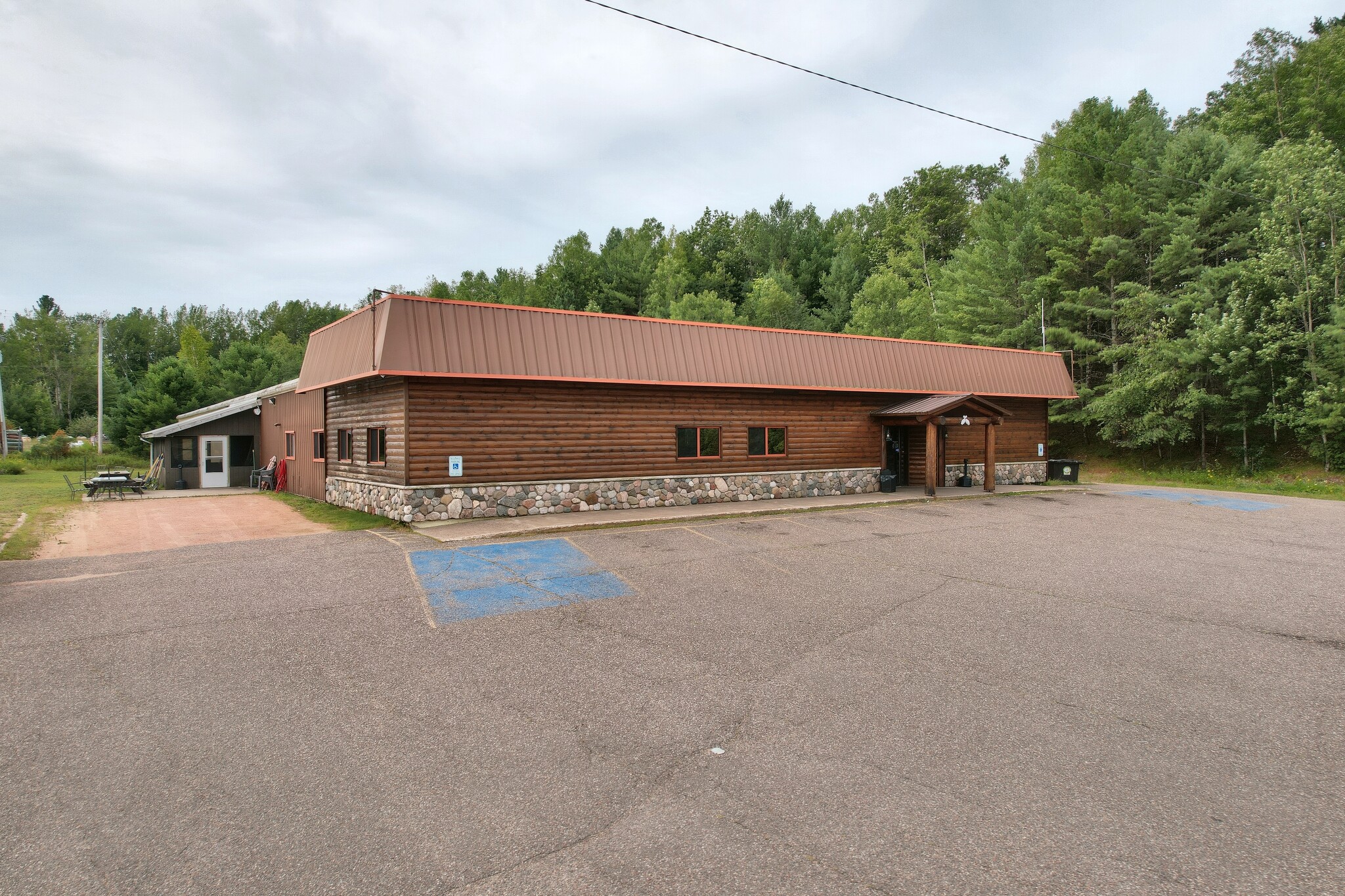 8085 Highway 51, Minocqua, WI à vendre Photo du b timent- Image 1 de 47