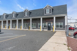 Plus de détails pour 39 Throckmorton St, Freehold, NJ - Bureau/Commerce de détail à louer