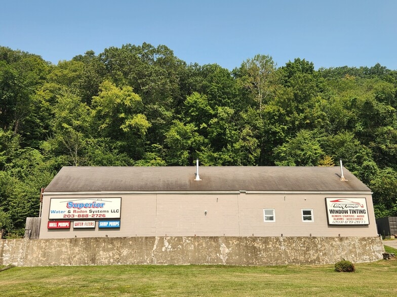 688 Derby Ave, Seymour, CT for lease - Building Photo - Image 2 of 7