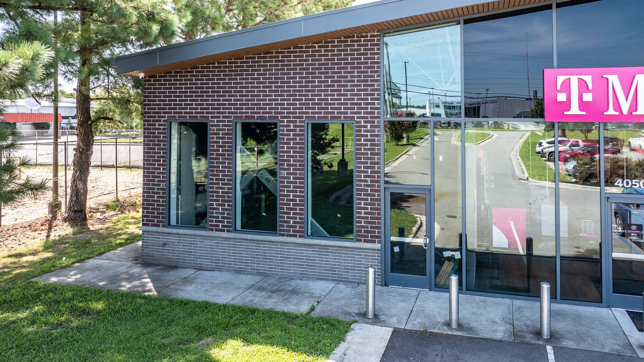 4050 W Vernon Ave, Kinston, NC à louer Photo du bâtiment- Image 1 de 23