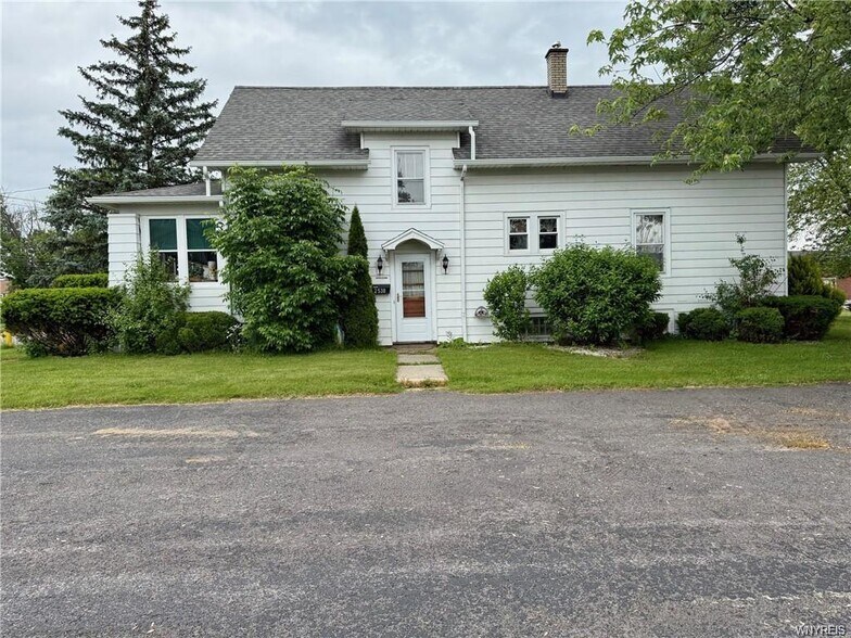 2538 Niagara Falls Blvd, Niagara Falls, NY à vendre - Photo du bâtiment - Image 3 de 7