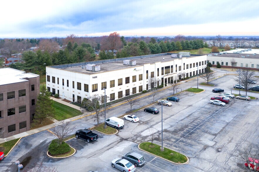 9400 Bunsen Pky, Louisville, KY à louer - Aérien - Image 2 de 4