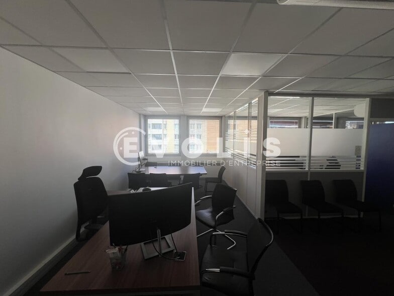 2 Rue Antoine Etex, Créteil for lease - Interior Photo - Image 3 of 17