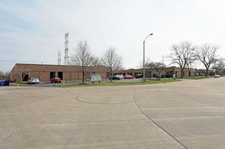 Plus de détails pour 443-493 W Fullerton Ave, Elmhurst, IL - Local d'activités à louer