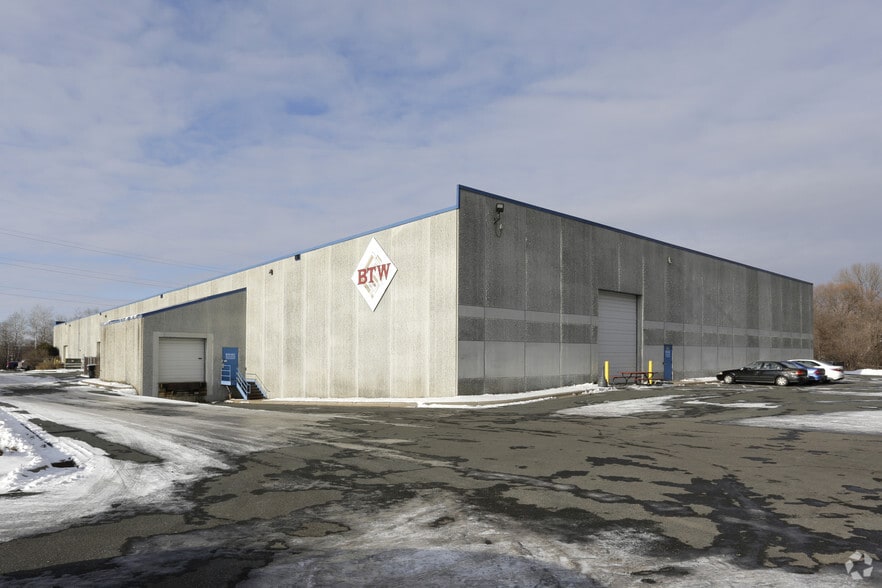 11551 NW Eagle St, Minneapolis, MN for lease - Building Photo - Image 2 of 2